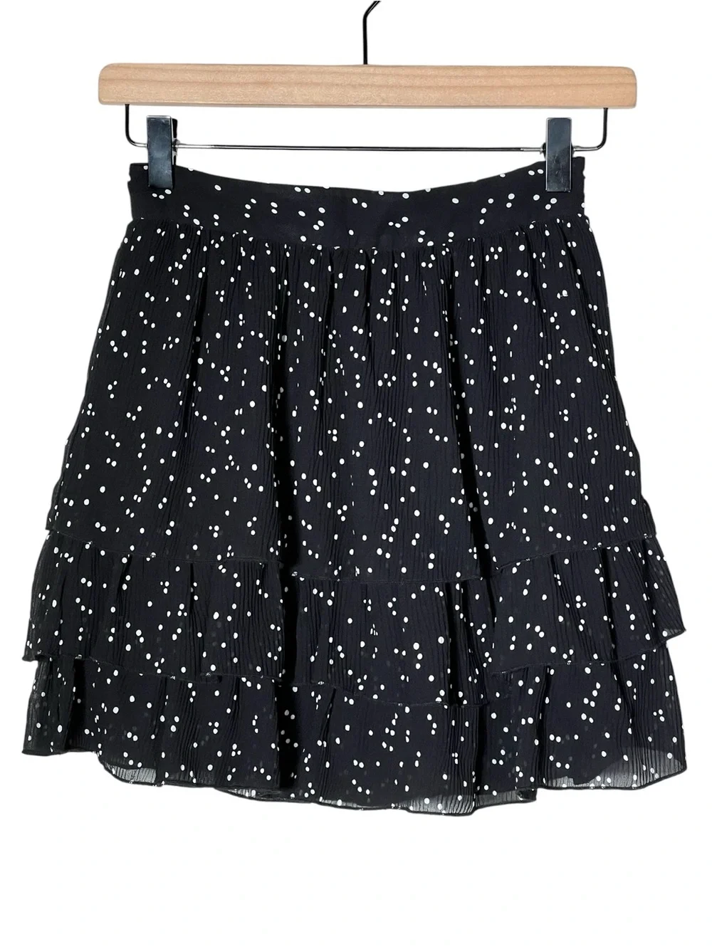 Zara black with white polkadots chiffon tiered mini skirt size XS B101